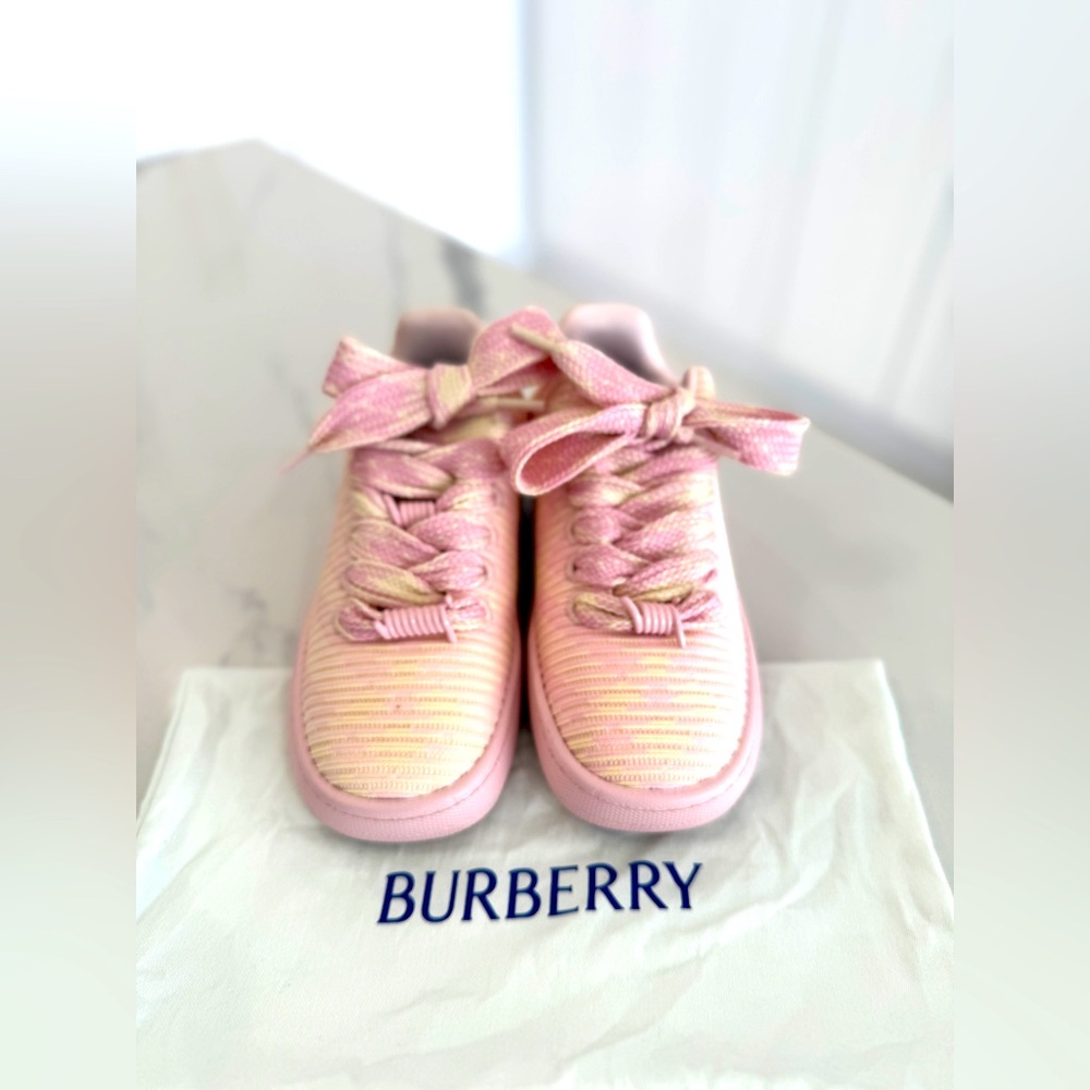 Burberry Box Knit Check Low Top Sneakers - Picture 3 of 7